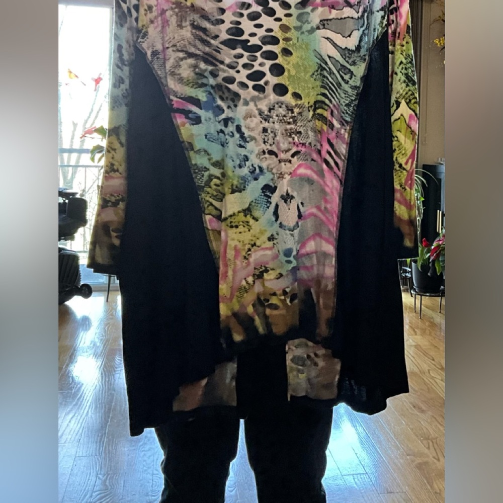Cardigan - Picture 2 of 2